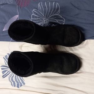 UGG boots, size 7, black